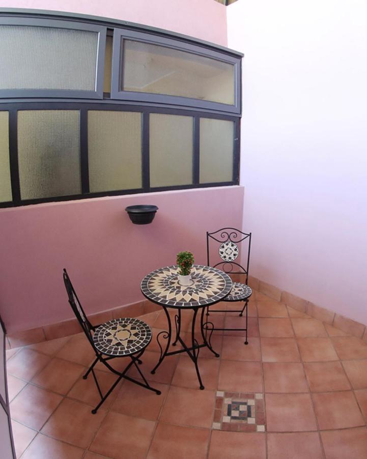 Policlinico Happy Home Mesina Exterior foto