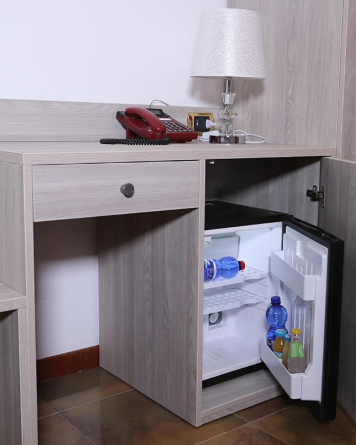 Policlinico Happy Home Mesina Exterior foto